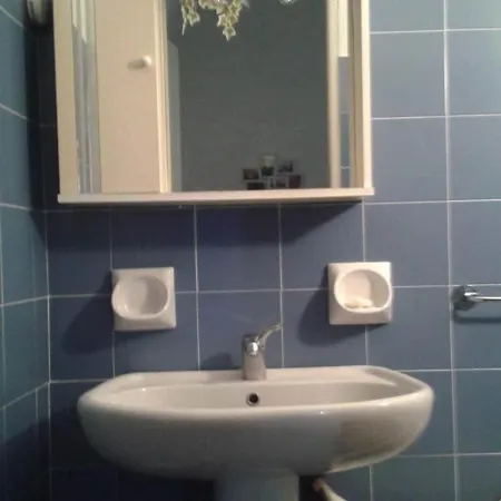 Apartment Casa Garibaldi Borghetto Santo Spirito